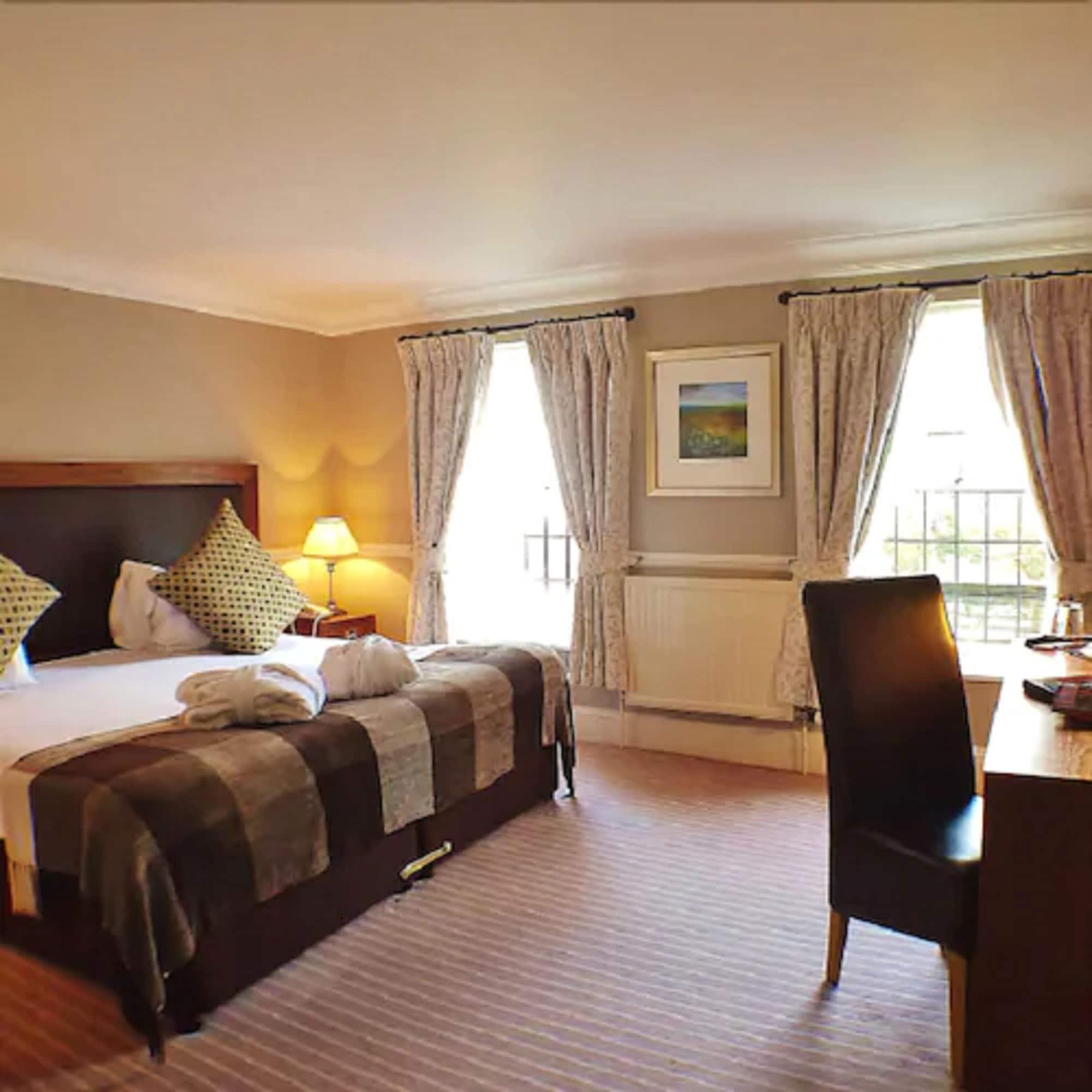 גלוסטר Hatton Court Hotel מראה חיצוני תמונה