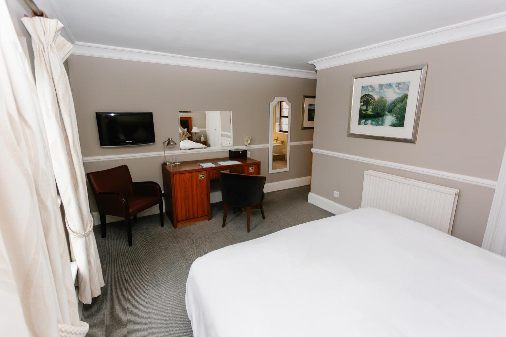 גלוסטר Hatton Court Hotel מראה חיצוני תמונה