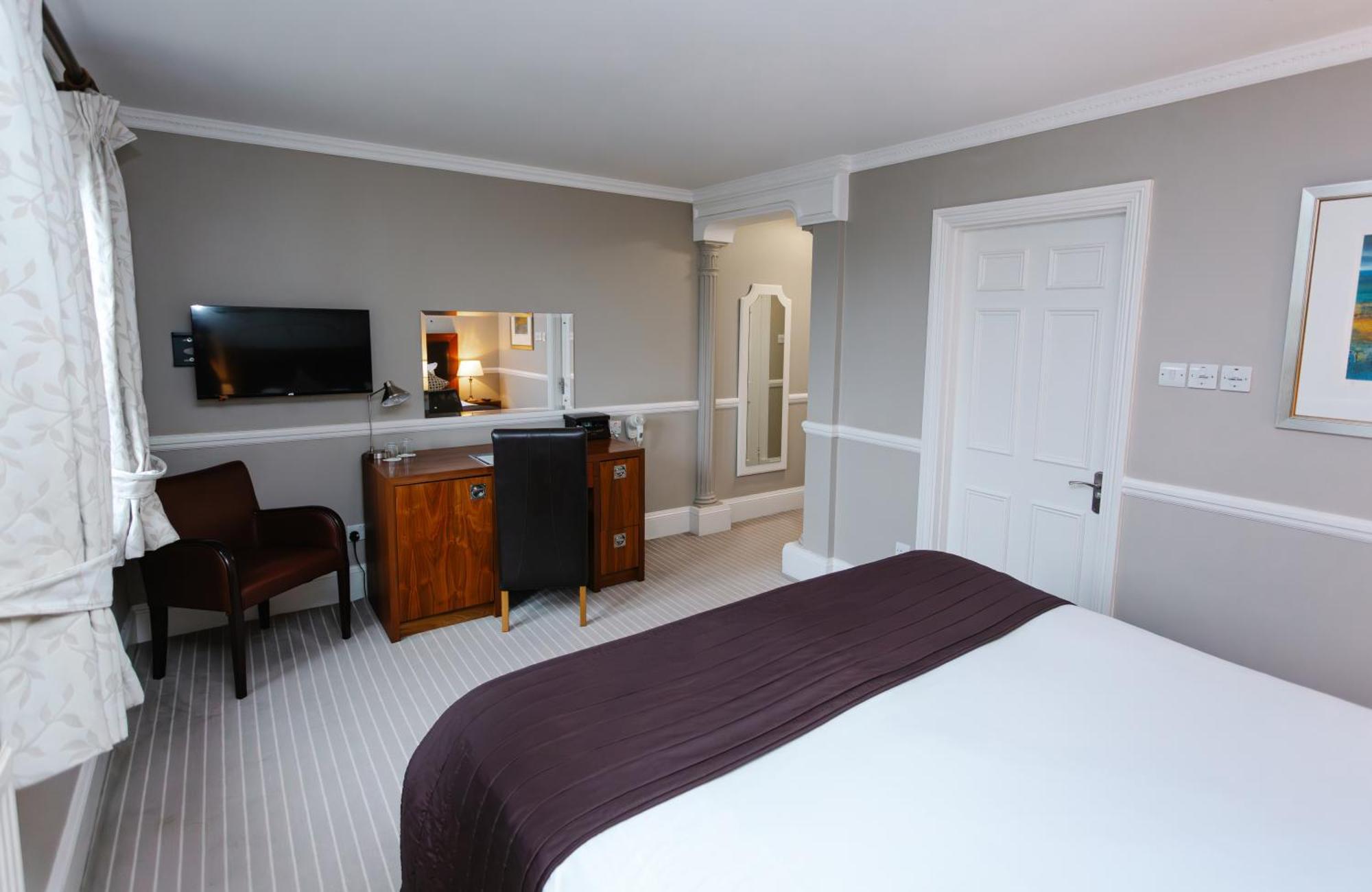 גלוסטר Hatton Court Hotel מראה חיצוני תמונה